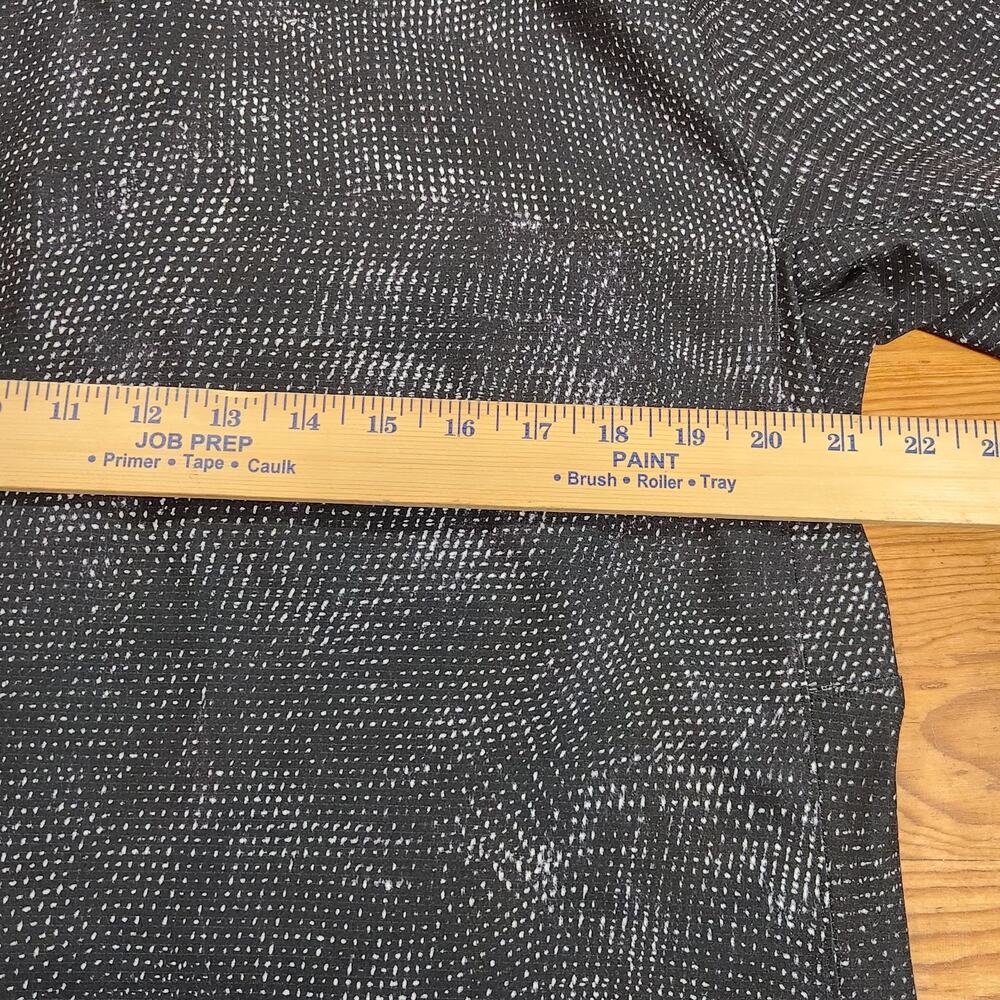 3 Lululemon Men Airing Easy Short Sleeve Button Up Lot Athleisure Preppy LG READ - Picture 5 of 16